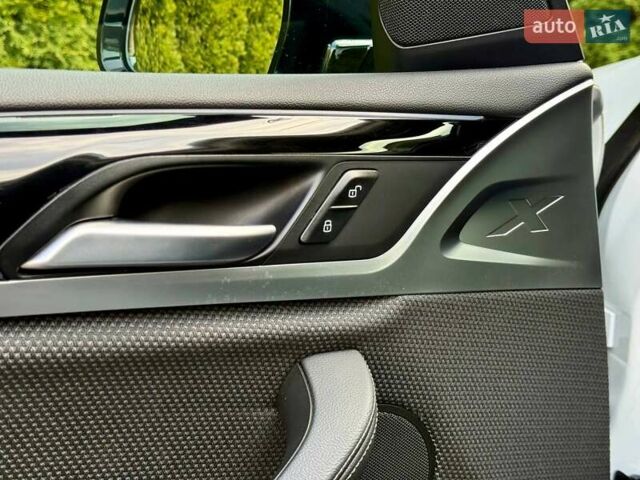 Белый БМВ Х3, объемом двигателя 2 л и пробегом 149 тыс. км за 35800 $, фото 19 на Automoto.ua