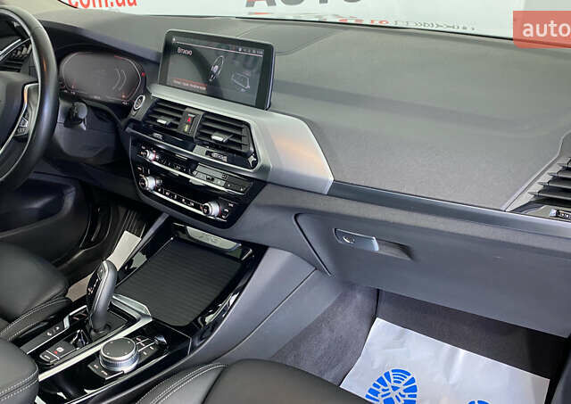 Белый БМВ Х3, объемом двигателя 2 л и пробегом 176 тыс. км за 38550 $, фото 18 на Automoto.ua