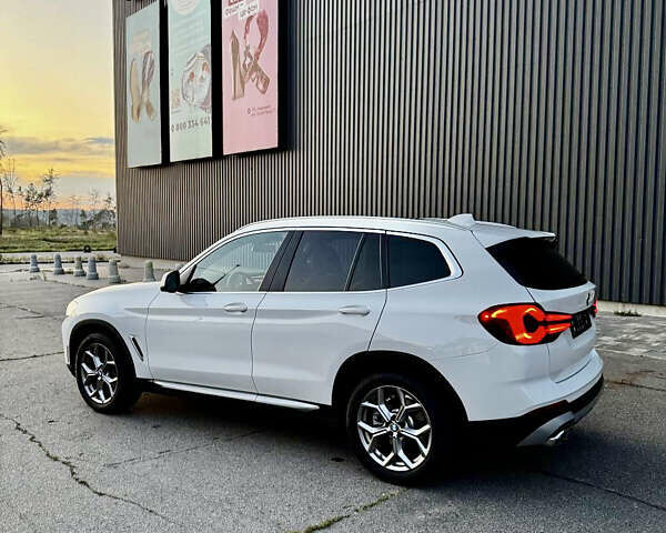 Белый БМВ Х3, объемом двигателя 2 л и пробегом 37 тыс. км за 35900 $, фото 7 на Automoto.ua