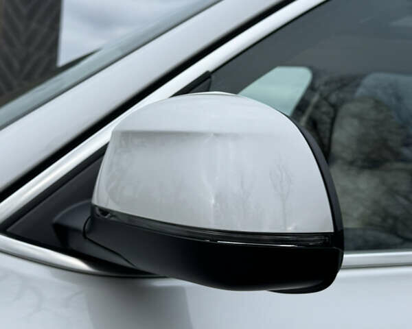 Белый БМВ Х3, объемом двигателя 2 л и пробегом 13 тыс. км за 45555 $, фото 56 на Automoto.ua