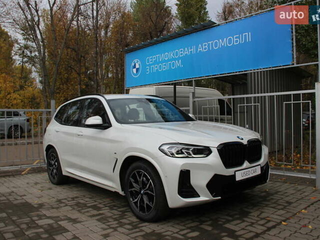 Белый БМВ Х3, объемом двигателя 2 л и пробегом 18 тыс. км за 54000 $, фото 2 на Automoto.ua