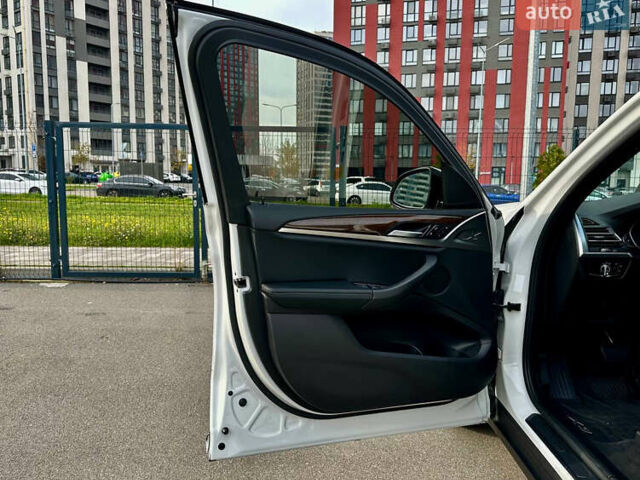 Белый БМВ Х3, объемом двигателя 2 л и пробегом 124 тыс. км за 39900 $, фото 18 на Automoto.ua