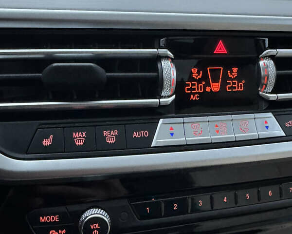 Белый БМВ Х3, объемом двигателя 2 л и пробегом 13 тыс. км за 45555 $, фото 71 на Automoto.ua