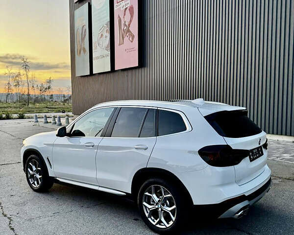 Белый БМВ Х3, объемом двигателя 2 л и пробегом 37 тыс. км за 35900 $, фото 8 на Automoto.ua