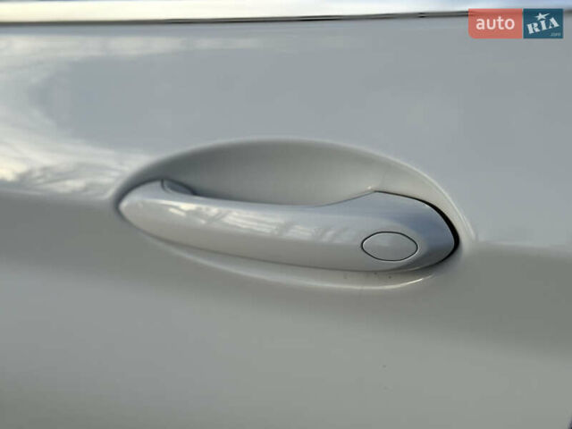 Белый БМВ Х3, объемом двигателя 2 л и пробегом 40 тыс. км за 27950 $, фото 27 на Automoto.ua