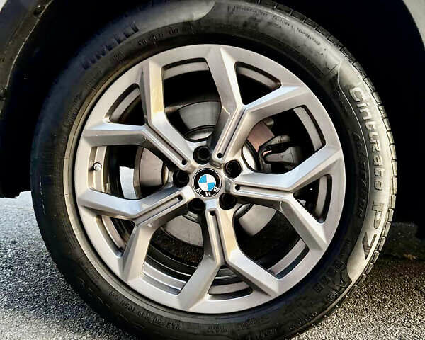 Белый БМВ Х3, объемом двигателя 2 л и пробегом 37 тыс. км за 35900 $, фото 26 на Automoto.ua