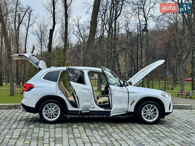Белый БМВ Х3, объемом двигателя 2 л и пробегом 13 тыс. км за 45555 $, фото 38 на Automoto.ua