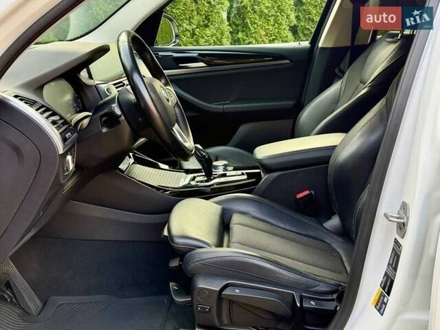 Белый БМВ Х3, объемом двигателя 2 л и пробегом 149 тыс. км за 35800 $, фото 23 на Automoto.ua