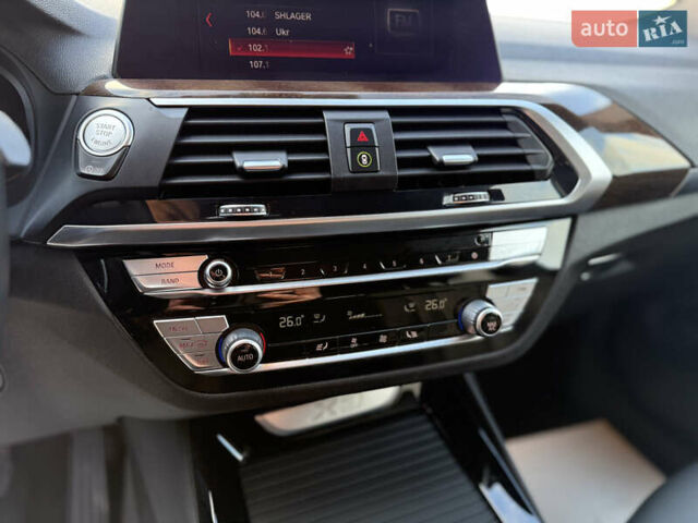 Белый БМВ Х3, объемом двигателя 2 л и пробегом 40 тыс. км за 27950 $, фото 52 на Automoto.ua