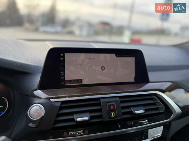 Белый БМВ Х3, объемом двигателя 2 л и пробегом 40 тыс. км за 27950 $, фото 57 на Automoto.ua