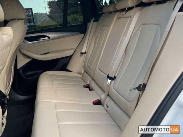 Белый БМВ Х3, объемом двигателя 2 л и пробегом 118 тыс. км за 36700 $, фото 8 на Automoto.ua