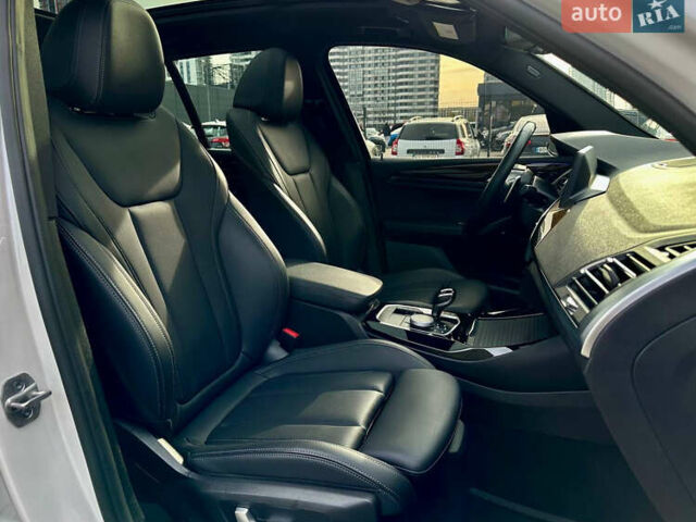 Белый БМВ Х3, объемом двигателя 2 л и пробегом 124 тыс. км за 39900 $, фото 42 на Automoto.ua