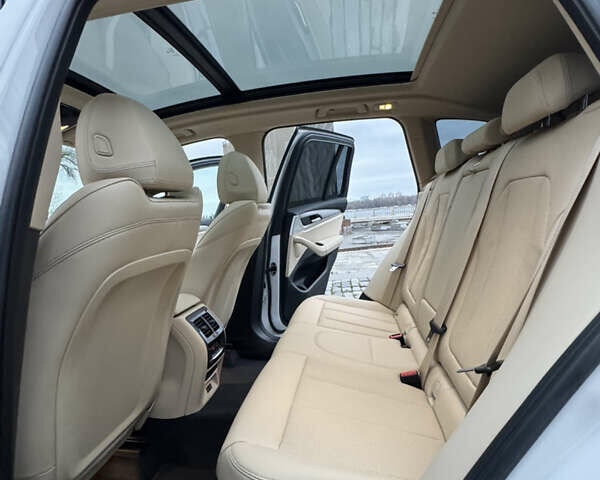 Белый БМВ Х3, объемом двигателя 2 л и пробегом 13 тыс. км за 45555 $, фото 113 на Automoto.ua