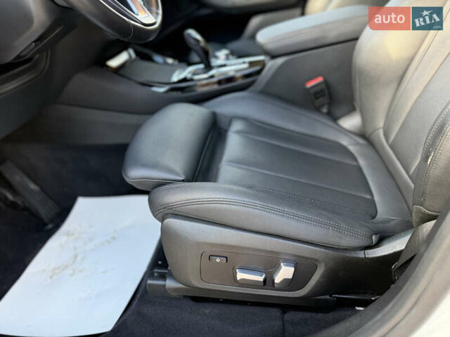 Белый БМВ Х3, объемом двигателя 2 л и пробегом 40 тыс. км за 27950 $, фото 44 на Automoto.ua