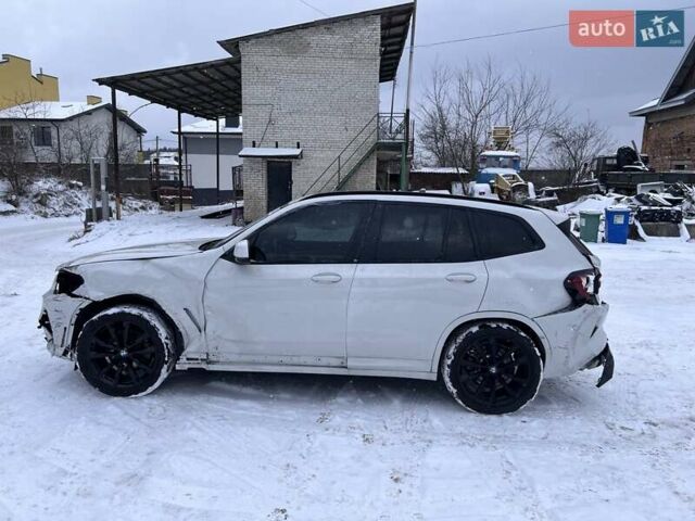 Белый БМВ Х3, объемом двигателя 2 л и пробегом 77 тыс. км за 25999 $, фото 8 на Automoto.ua