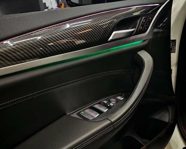 Белый БМВ Х3, объемом двигателя 3 л и пробегом 182 тыс. км за 43100 $, фото 42 на Automoto.ua
