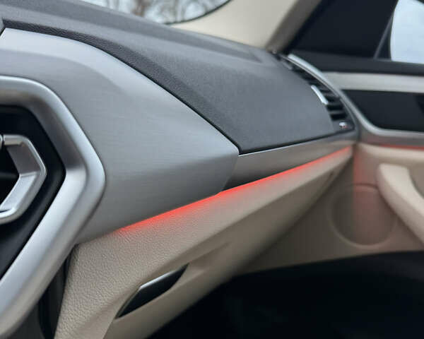 Белый БМВ Х3, объемом двигателя 2 л и пробегом 13 тыс. км за 45555 $, фото 73 на Automoto.ua