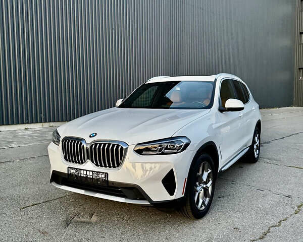 Белый БМВ Х3, объемом двигателя 2 л и пробегом 37 тыс. км за 35900 $, фото 1 на Automoto.ua