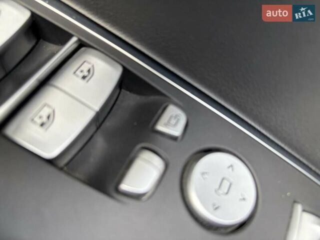 Белый БМВ Х3, объемом двигателя 2 л и пробегом 55 тыс. км за 36333 $, фото 28 на Automoto.ua