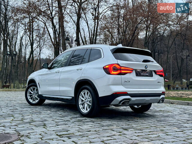 Белый БМВ Х3, объемом двигателя 2 л и пробегом 13 тыс. км за 45555 $, фото 90 на Automoto.ua
