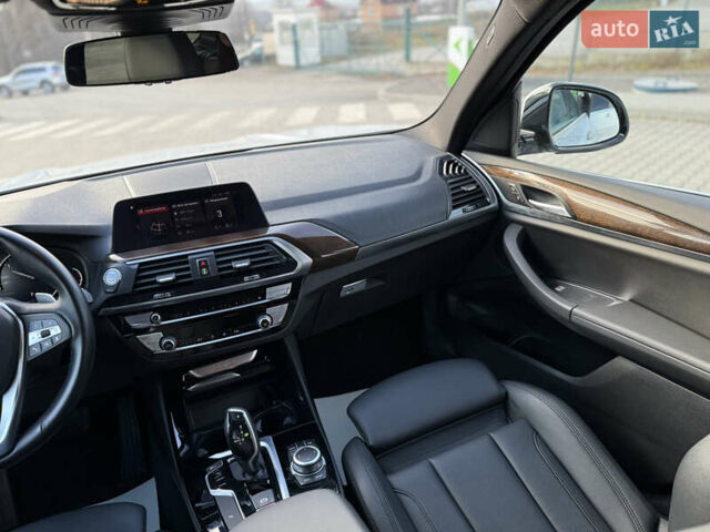 Белый БМВ Х3, объемом двигателя 2 л и пробегом 40 тыс. км за 27950 $, фото 34 на Automoto.ua