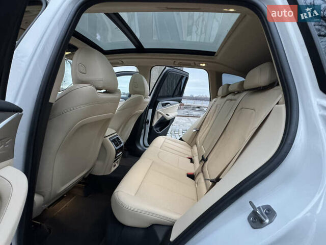 Белый БМВ Х3, объемом двигателя 2 л и пробегом 13 тыс. км за 45555 $, фото 114 на Automoto.ua