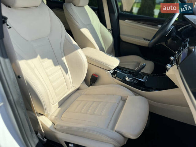 Белый БМВ Х3, объемом двигателя 2 л и пробегом 36 тыс. км за 34500 $, фото 34 на Automoto.ua