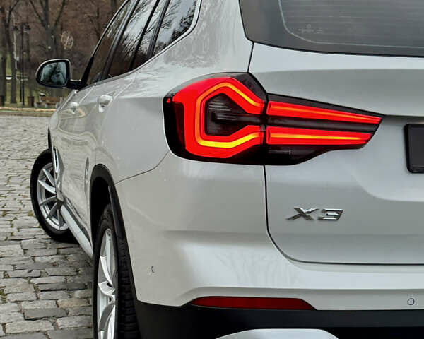 Белый БМВ Х3, объемом двигателя 2 л и пробегом 13 тыс. км за 45555 $, фото 146 на Automoto.ua