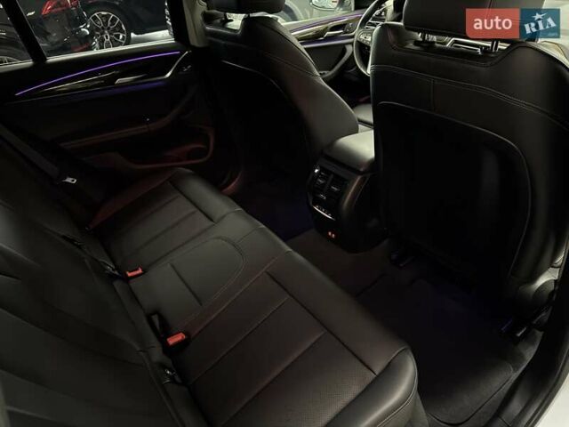 Білий БМВ Х3, об'ємом двигуна 2 л та пробігом 24 тис. км за 49900 $, фото 47 на Automoto.ua