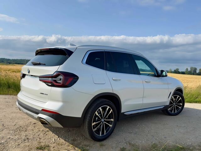 Белый БМВ Х3, объемом двигателя 2 л и пробегом 18 тыс. км за 19000 $, фото 3 на Automoto.ua