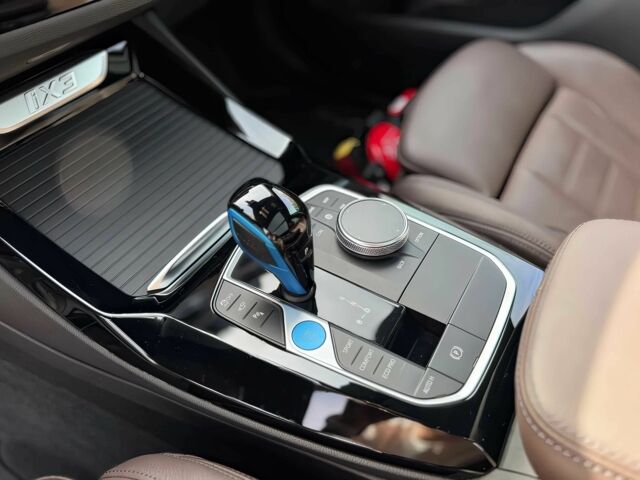 Белый БМВ Х3, объемом двигателя 0 л и пробегом 12 тыс. км за 30000 $, фото 9 на Automoto.ua