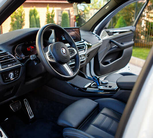 Білий БМВ Х3, об'ємом двигуна 0 л та пробігом 25 тис. км за 49500 $, фото 28 на Automoto.ua