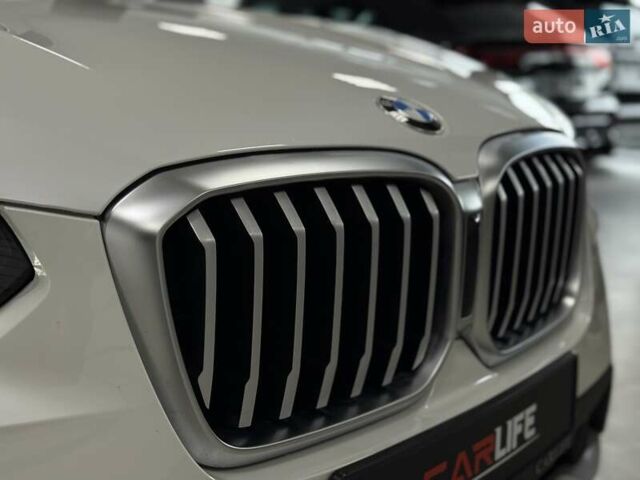Білий БМВ Х3, об'ємом двигуна 2 л та пробігом 24 тис. км за 49900 $, фото 15 на Automoto.ua