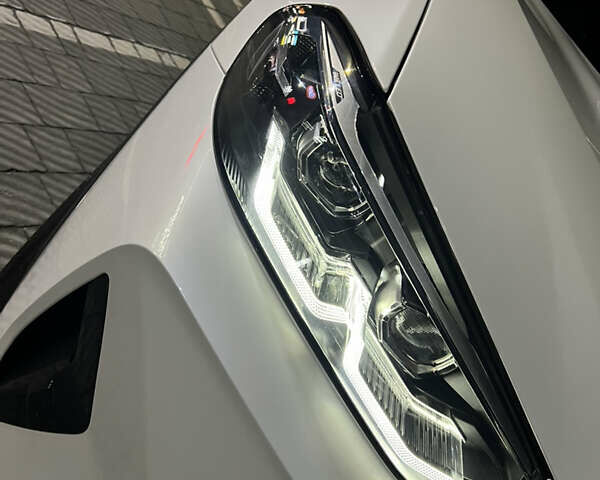 Білий БМВ Х3, об'ємом двигуна 2 л та пробігом 127 тис. км за 44800 $, фото 14 на Automoto.ua