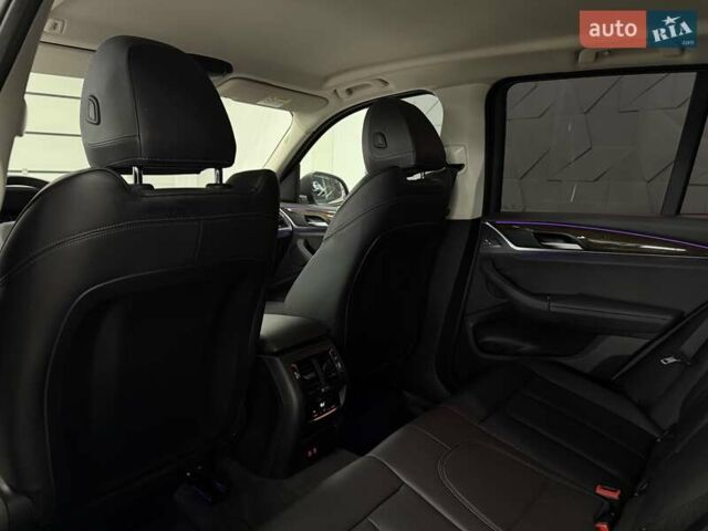 Білий БМВ Х3, об'ємом двигуна 2 л та пробігом 24 тис. км за 49900 $, фото 43 на Automoto.ua