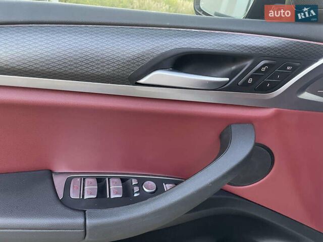 Белый БМВ Х3, объемом двигателя 2 л и пробегом 35 тыс. км за 34900 $, фото 17 на Automoto.ua