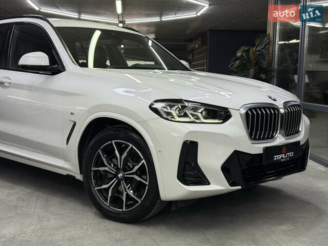 Білий БМВ Х3, об'ємом двигуна 2 л та пробігом 7 тис. км за 60000 $, фото 3 на Automoto.ua