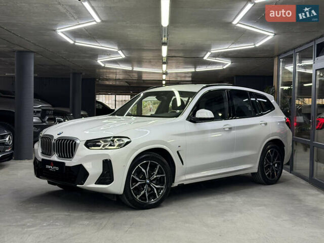 Білий БМВ Х3, об'ємом двигуна 2 л та пробігом 7 тис. км за 60000 $, фото 6 на Automoto.ua