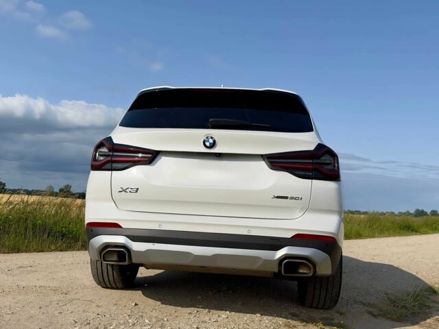 Белый БМВ Х3, объемом двигателя 2 л и пробегом 18 тыс. км за 19000 $, фото 4 на Automoto.ua