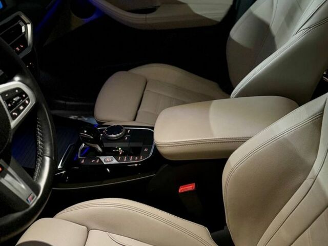 Білий БМВ Х3, об'ємом двигуна 2 л та пробігом 35 тис. км за 59999 $, фото 7 на Automoto.ua