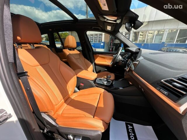 Белый БМВ Х3, объемом двигателя 2 л и пробегом 44 тыс. км за 42990 $, фото 37 на Automoto.ua