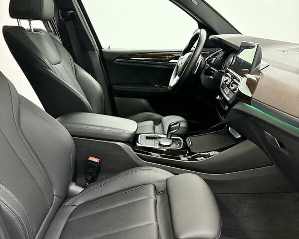 Белый БМВ Х3, объемом двигателя 2 л и пробегом 29 тыс. км за 40500 $, фото 21 на Automoto.ua