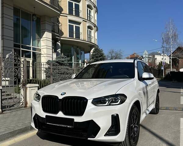 Белый БМВ Х3, объемом двигателя 2 л и пробегом 14 тыс. км за 56900 $, фото 1 на Automoto.ua