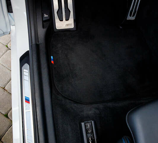 Білий БМВ Х3, об'ємом двигуна 0 л та пробігом 25 тис. км за 49500 $, фото 46 на Automoto.ua