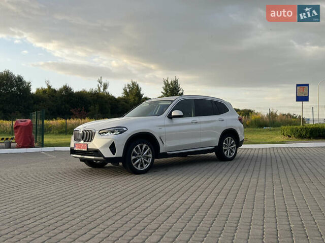 Білий БМВ Х3, об'ємом двигуна 2 л та пробігом 125 тис. км за 44900 $, фото 3 на Automoto.ua