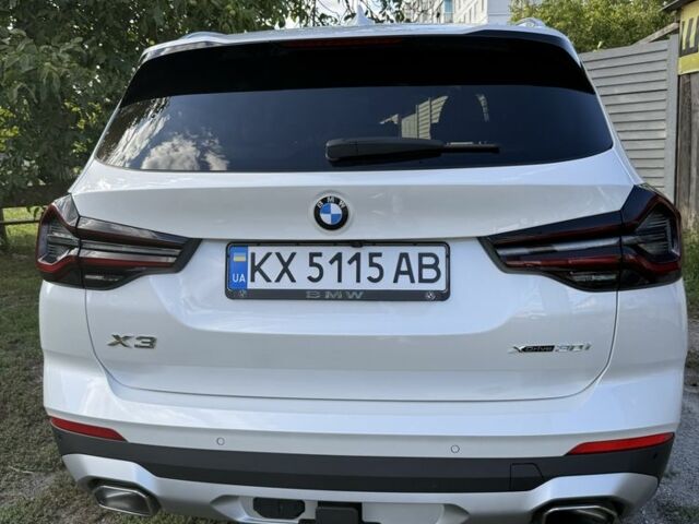Білий БМВ Х3, об'ємом двигуна 2 л та пробігом 15 тис. км за 44000 $, фото 3 на Automoto.ua