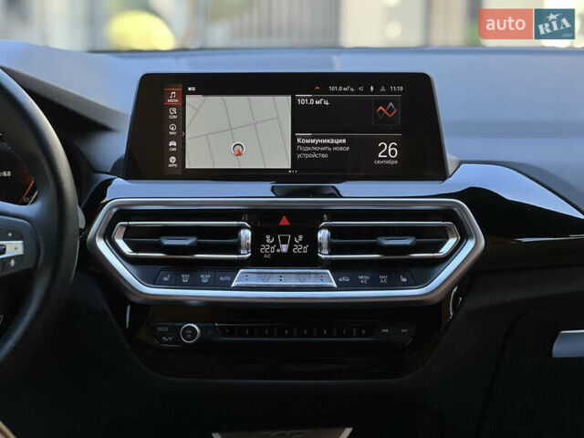 Білий БМВ Х3, об'ємом двигуна 2 л та пробігом 35 тис. км за 55000 $, фото 36 на Automoto.ua
