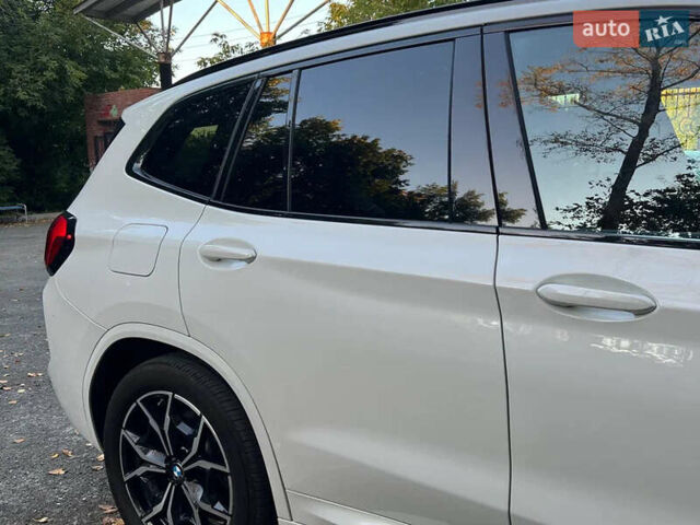 Белый БМВ Х3, объемом двигателя 2 л и пробегом 34 тыс. км за 35500 $, фото 5 на Automoto.ua