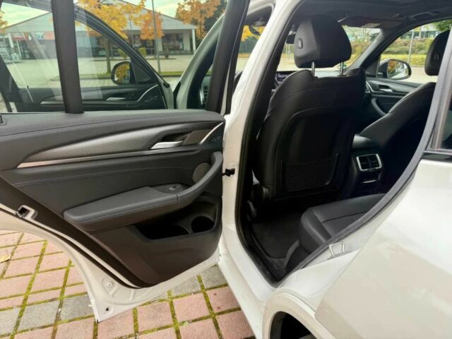 Білий БМВ Х3, об'ємом двигуна 0 л та пробігом 27 тис. км за 28300 $, фото 11 на Automoto.ua