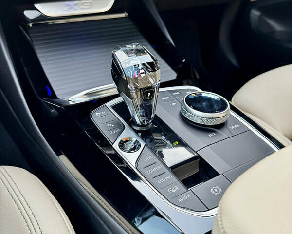 Белый БМВ Х3, объемом двигателя 2 л и пробегом 16 тыс. км за 45600 $, фото 29 на Automoto.ua